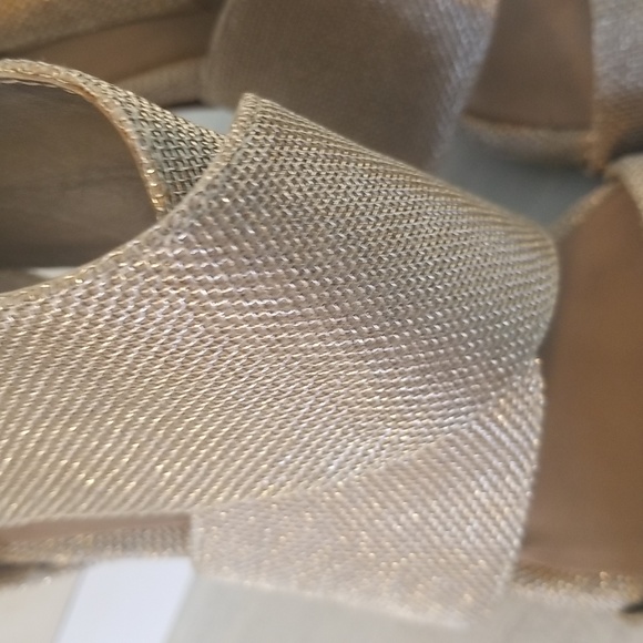 Zara Gold Strappy Heels SZ 37/6.5 - Picture 5 of 10